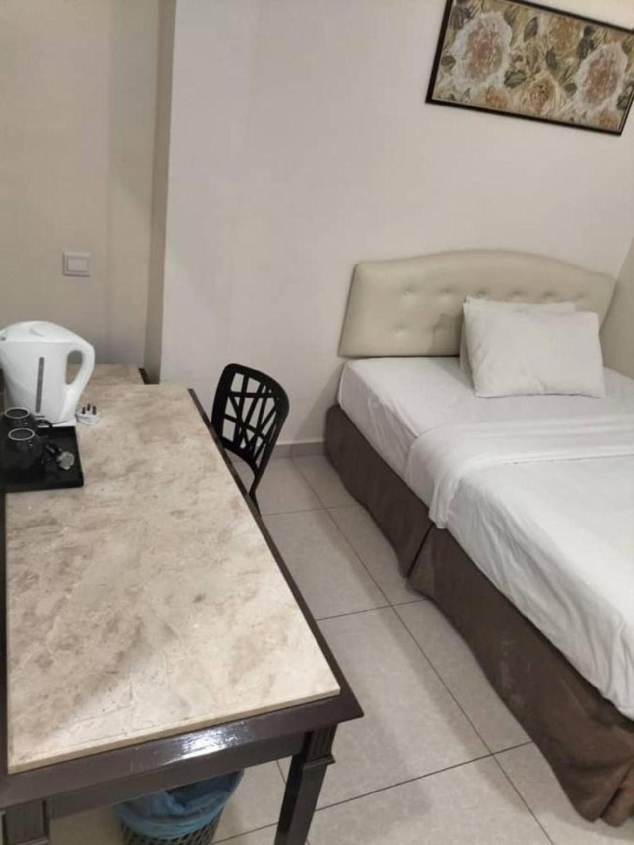 Sam Hotel Sitiawan Exterior photo